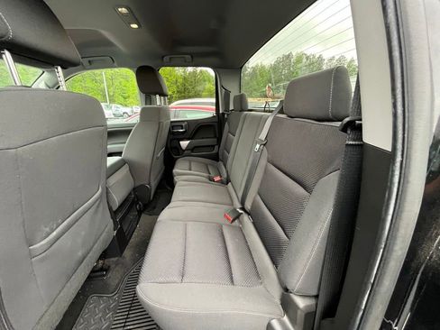 Used 2018 Chevrolet Silverado 1500 LT w/ Redline Edition AWD/4WD image 9