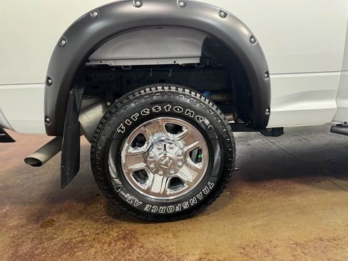 Used 2024 RAM 2500 Tradesman w/ Chrome Appearance Group image 89