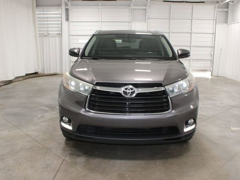 Used 2015 Toyota Highlander Limited AWD/4WD image 3