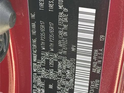 Used 2025 Toyota Sienna XLE image 37