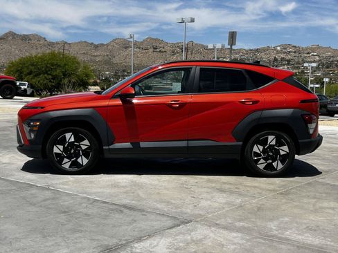 Used 2024 Hyundai Kona SEL FWD image 6