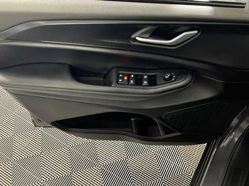 Certified 2025 Jeep Grand Cherokee L Altitude image 22