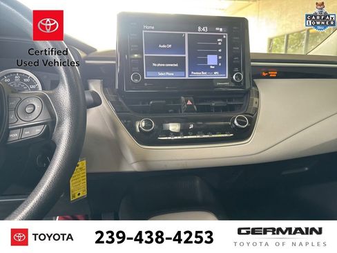 Used 2022 Toyota Corolla LE image 18