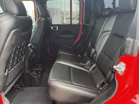 Used 2020 Jeep Gladiator Rubicon image 11