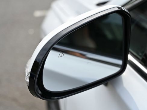 Used 2023 Hyundai Santa Fe Limited image 14