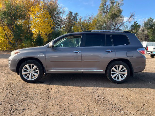 Used 2011 Toyota Highlander Limited AWD/4WD image 2