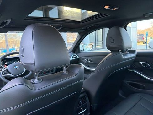 Used 2025 BMW 330i xDrive Sedan image 31