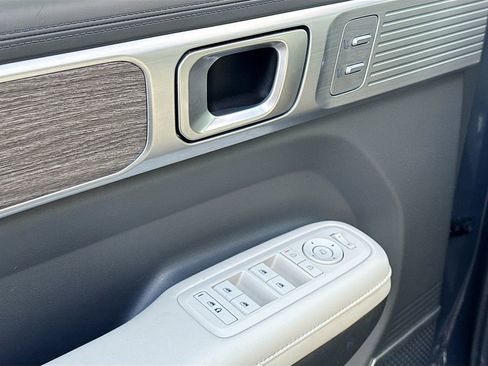Used 2025 Hyundai Santa Fe Calligraphy image 19
