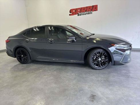 Certified 2025 Toyota Camry SE w/ Convenience Package FWD image 2