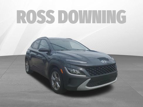 Used 2023 Hyundai Kona SEL w/ Convenience Package FWD image 3