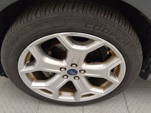 Used 2017 Ford Escape Titanium w/ Equipment Group 301A FWD image 31