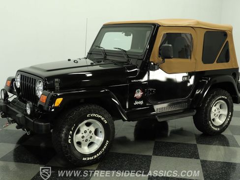 Used 2000 Jeep Wrangler Sahara AWD/4WD image 6