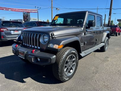Used 2020 Jeep Gladiator Overland w/ Cold Weather Group