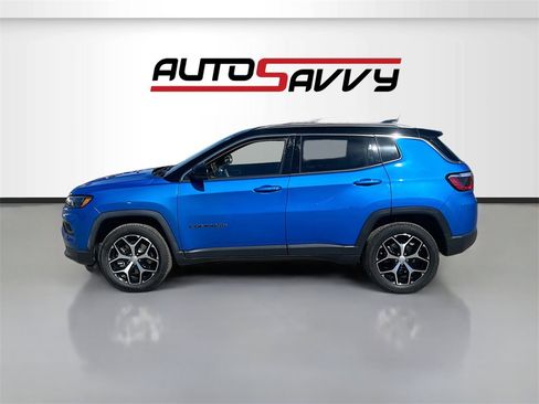 Used 2024 Jeep Compass Limited image 4