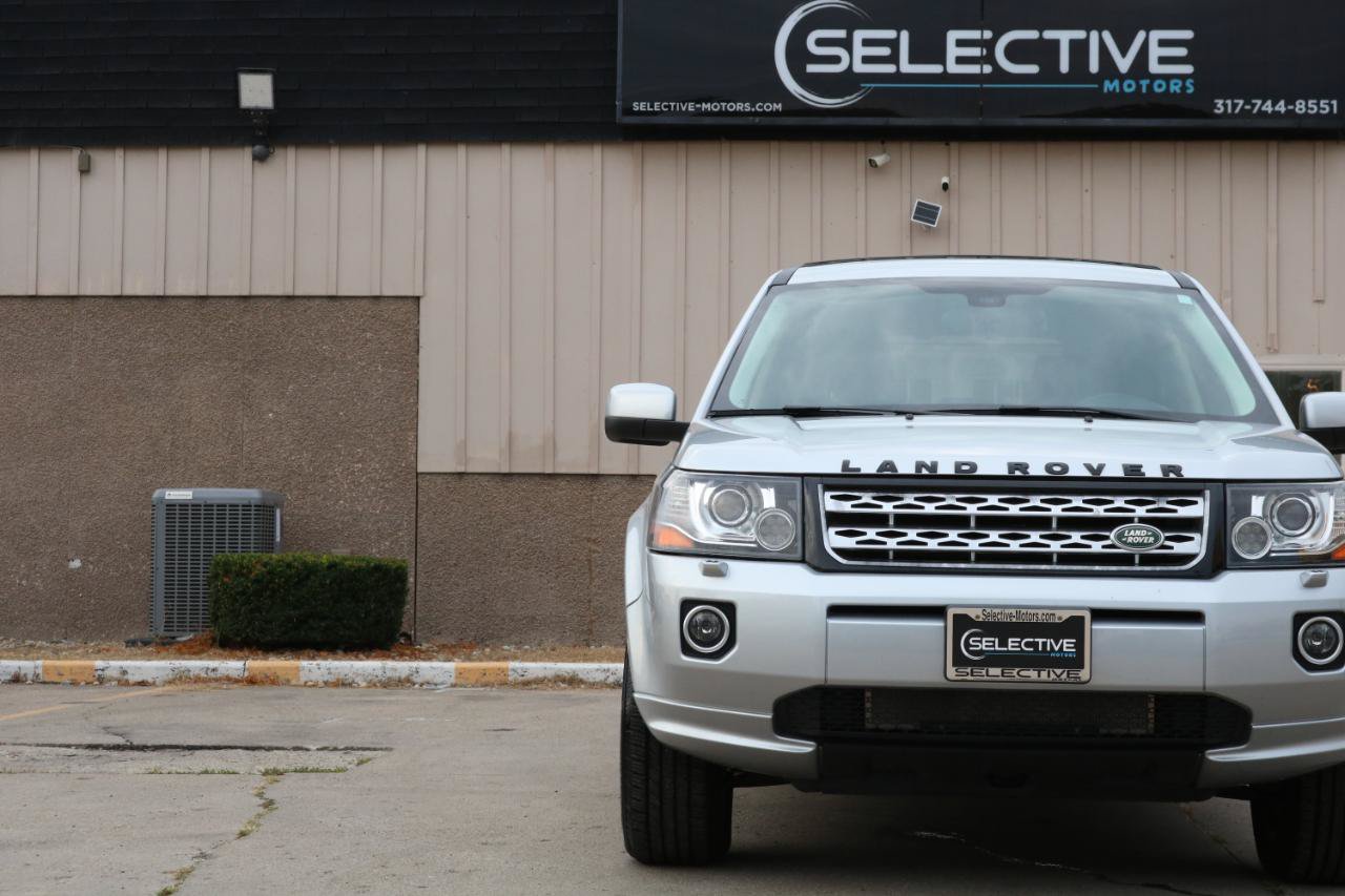 Used 2014 Land Rover LR2 AWD/4WD image 3