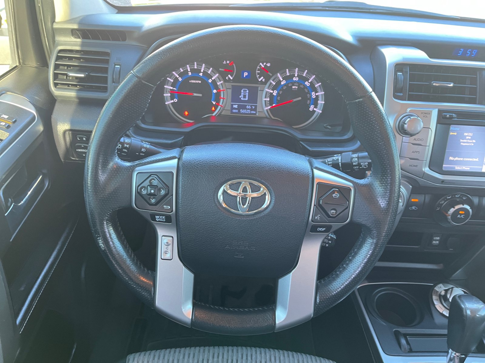Used 2016 Toyota 4Runner SR5 AWD/4WD image 9