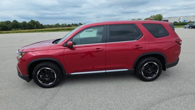 Certified 2025 Honda Pilot EX-L image 6
