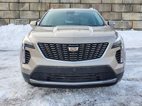 Certified 2023 Cadillac XT4 Premium Luxury w/ Cold Weather Package image 9