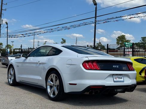 Used 2019 Ford Mustang GT Premium image 8