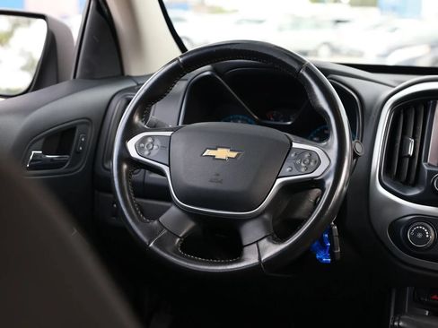 Used 2020 Chevrolet Colorado LT w/ Colorado RST Special Edition RWD image 29