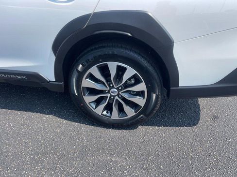 Used 2024 Subaru Outback Limited AWD/4WD image 5