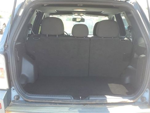 Used 2010 Mercury Mariner 2WD image 8