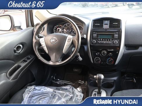 Used 2015 Nissan Versa Note SV FWD image 13