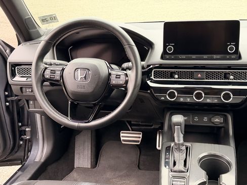 Certified 2025 Honda Civic Sport image 19