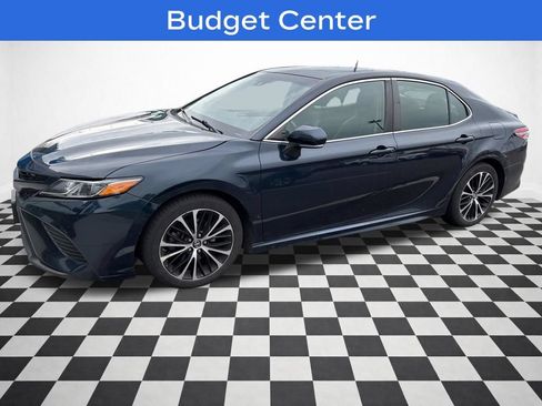 Used 2018 Toyota Camry SE w/ Moonroof Package FWD image 29