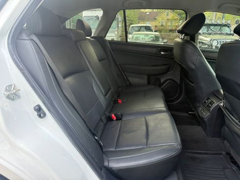 Used 2019 Subaru Outback 2.5i Limited image 11