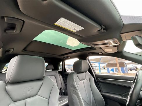 Used 2022 Audi Q3 2.0T Premium Plus w/ Premium Plus Package image 13