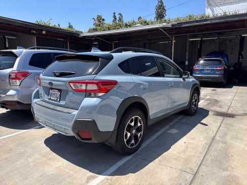 Used 2018 Subaru Crosstrek 2.0i Premium w/ Eyesight System AWD/4WD image 3