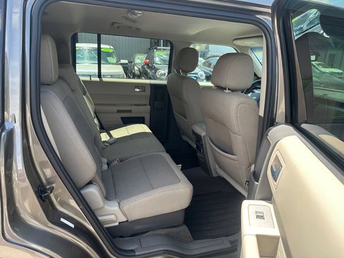 Used 2012 Ford Flex SE FWD image 14