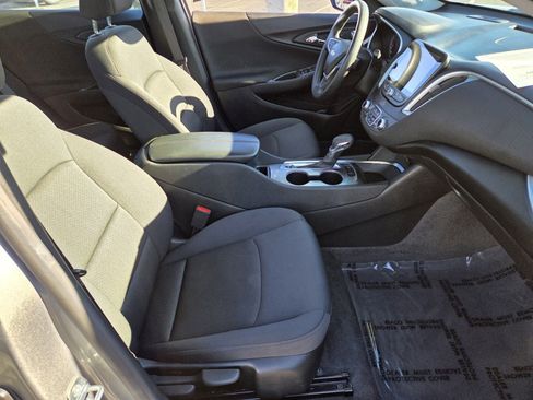 Used 2024 Chevrolet Malibu LT image 15