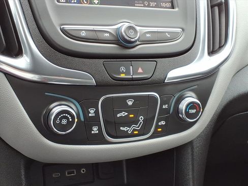 Certified 2024 Chevrolet Equinox LS w/ LS Convenience Package image 10