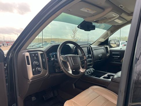 Used 2018 GMC Sierra 1500 Denali image 21