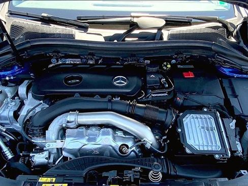 Used 2025 Mercedes-Benz GLA 250 4MATIC image 26