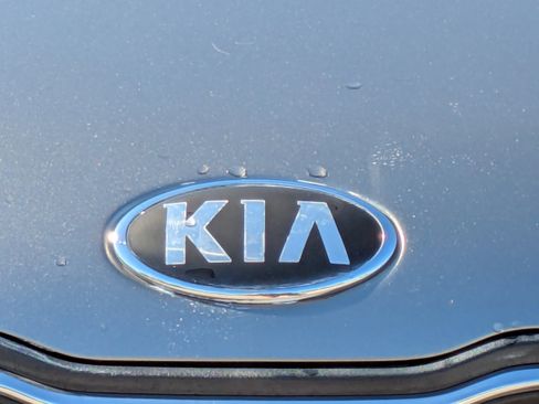 Certified 2019 Kia Soul w/ Convenience Package image 11