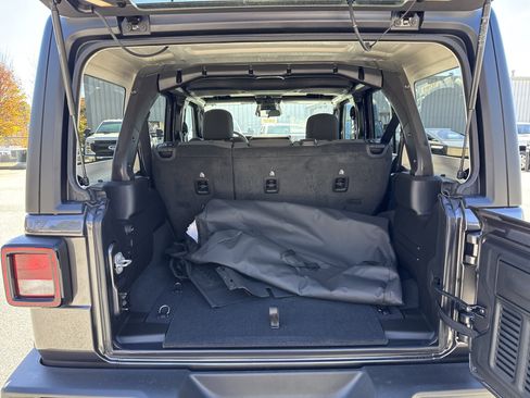 New 2025 Jeep Wrangler Sport S image 23