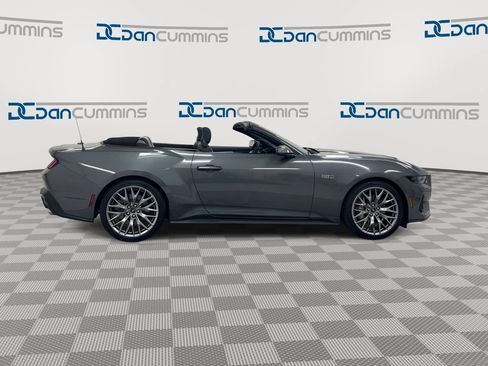 Used 2026 Ford Mustang GT Premium RWD image 9