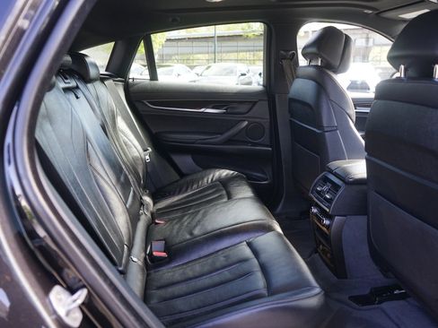 Used 2019 BMW X6 sDrive35i w/ M Sport Package image 21