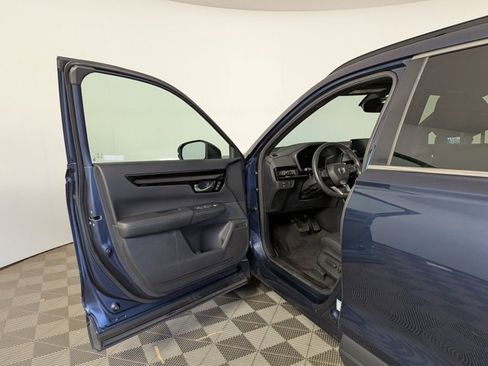Used 2023 Honda CR-V Sport Touring image 17