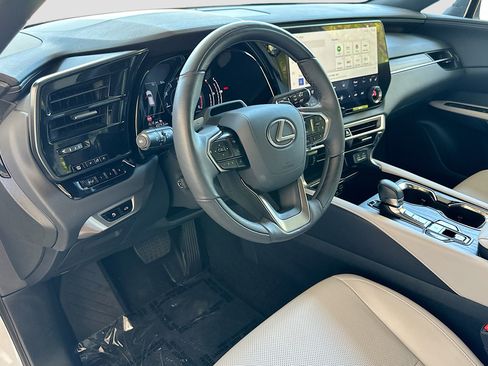 Used 2024 Lexus RX 350 Premium w/ Convenience Package image 9