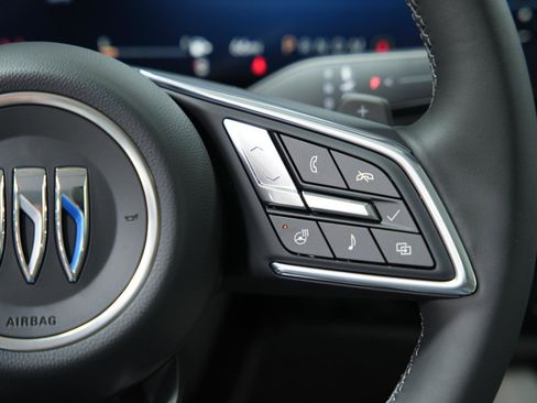 New 2026 Buick Envision Avenir image 37