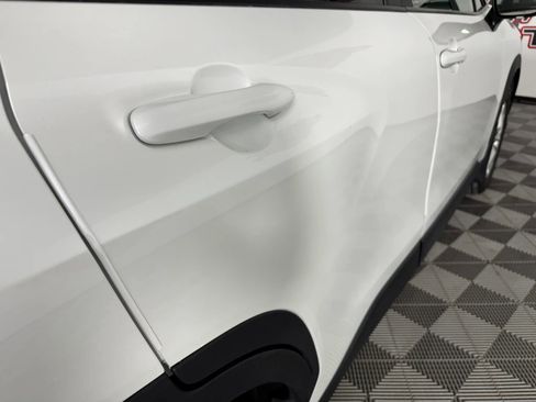 Used 2023 Toyota Corolla Cross LE image 29
