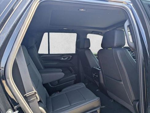 Used 2024 Chevrolet Tahoe Z71 w/ Luxury Package AWD/4WD image 14