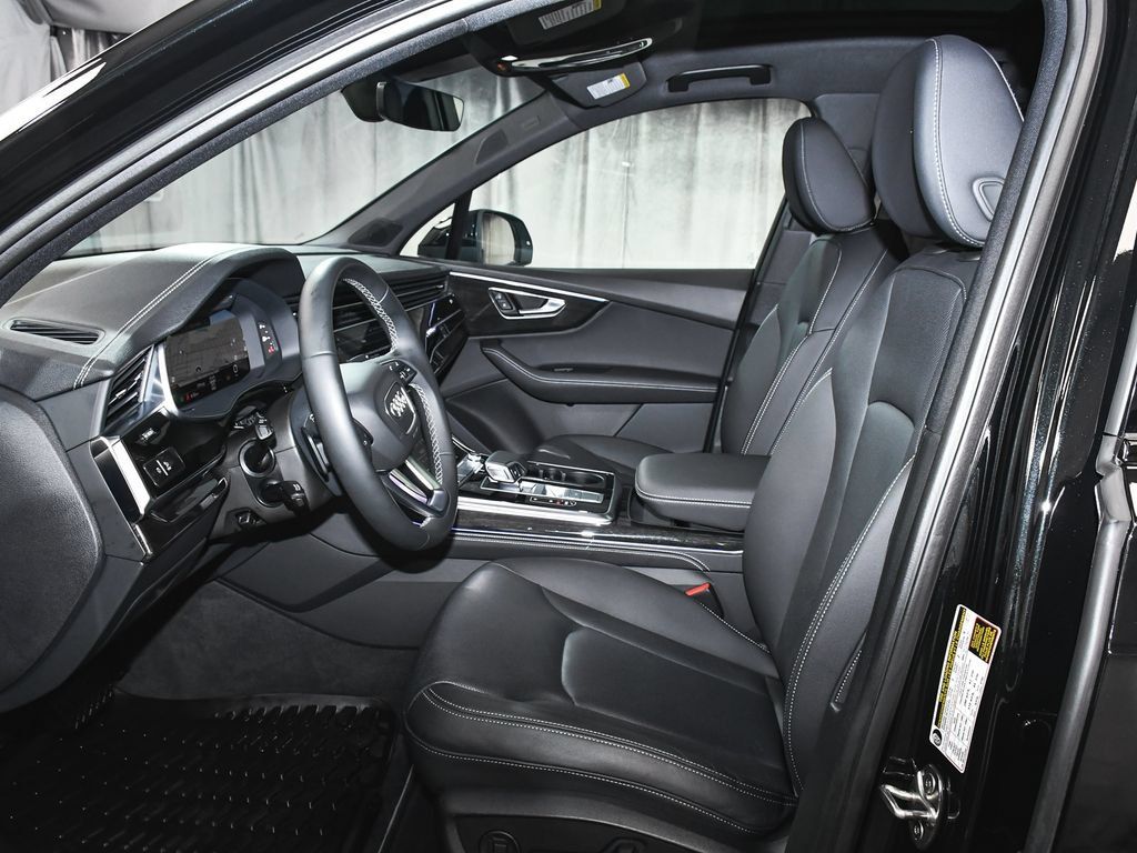 Used 2026 Audi Q7 3.0T Premium Plus w/ Premium Plus Package AWD/4WD image 50
