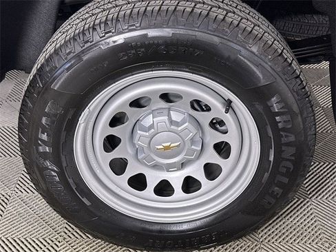 Used 2024 Chevrolet Colorado W/T w/ WT Convenience Package II image 34