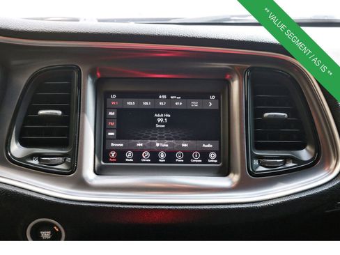 Used 2020 Dodge Challenger SXT RWD image 24