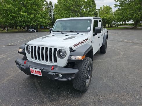 Used 2022 Jeep Gladiator Rubicon AWD/4WD image 2